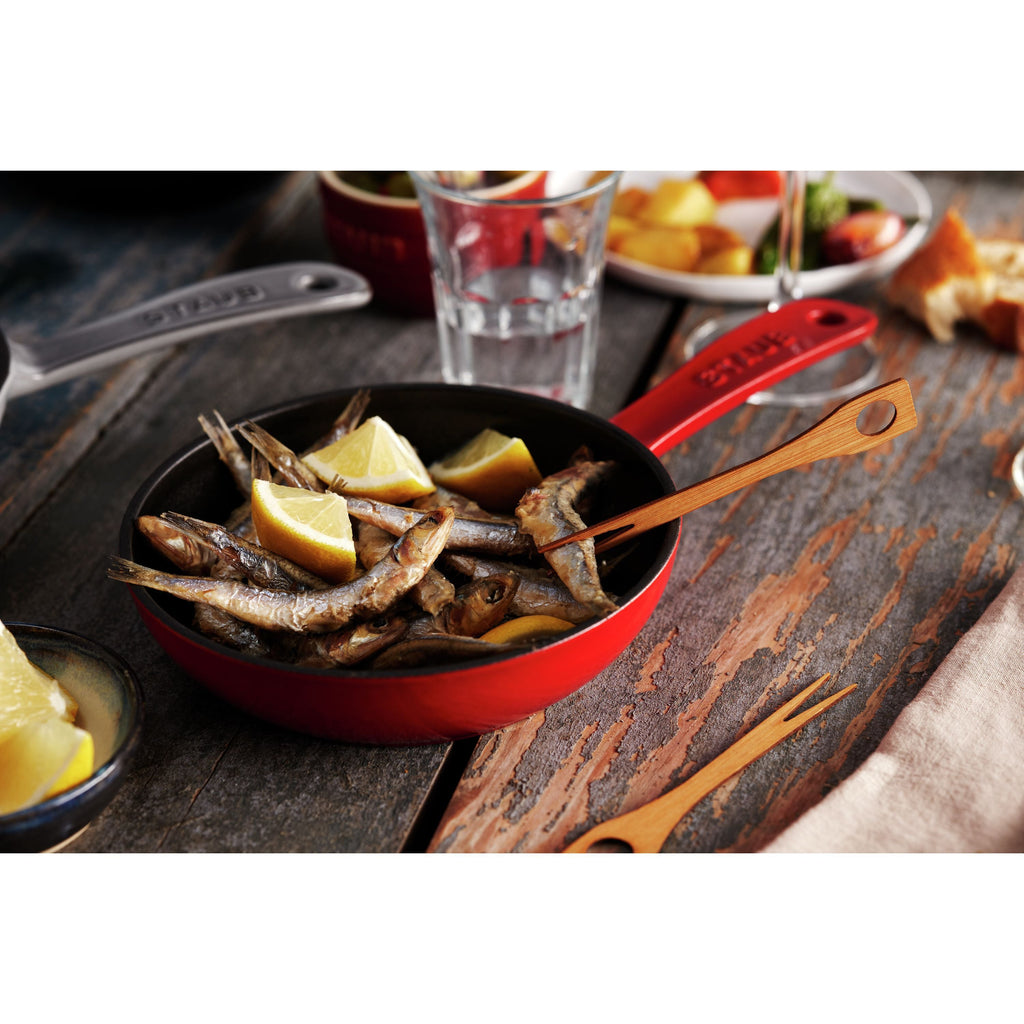 STAUB Poêles 16 cm / 6.5 pouces Poêle à Frire en Fonte, Rouge Cerise